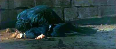 Est-ce que Lavande Brown meurt dans le film ? Et si oui, par qui ?