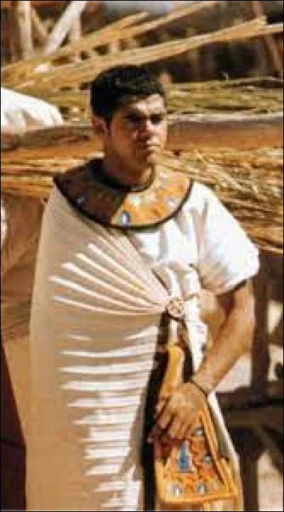 Comment s'appelle l'âne de Numérobis, interprété par Jamel Debbouze, dans "Astérix & Obélix : Mission Cléopâtre" ?