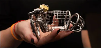 Très inventif, Kellogg propose également aux adolescents : des bandes de pansement aux mains, de les attacher, la couture du prépuce, quelques décharges électriques ou bien ...