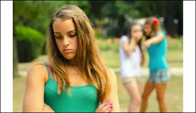 Ta sur s'écarte de toi au point de t'ignorer, comment réagis-tu ?