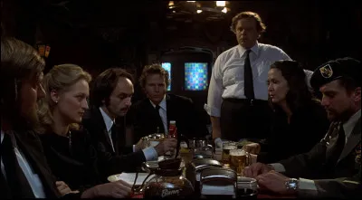 Dans ce film, la tranquillit&eacute; d'une petite bande s'effrite par la guerre du Vietnam lorsque Mike, Steven et Nick sont mobilis&eacute;s pour aller faire cette guerre. Quel est ce film ?