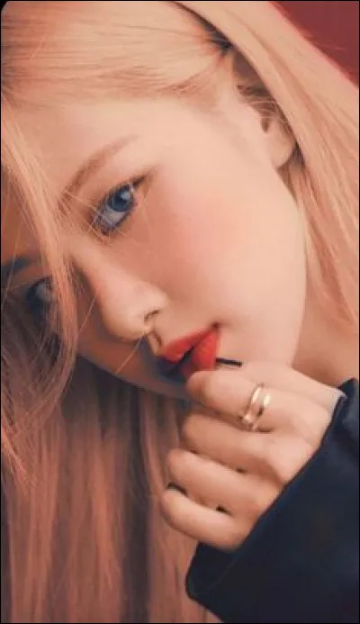 Quelles langues parle-t-elle ?