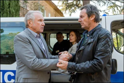 Dans quelle série fait-il sa dernière apparition en 2021, quelques jours avant son décès ?