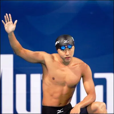 Dans quel style de nage les Japonais Yoshiyuki Tsuruta et Kosuke Kitajima ont-ils &eacute;t&eacute; doubles champions olympiques sur 200 m&egrave;tres ?