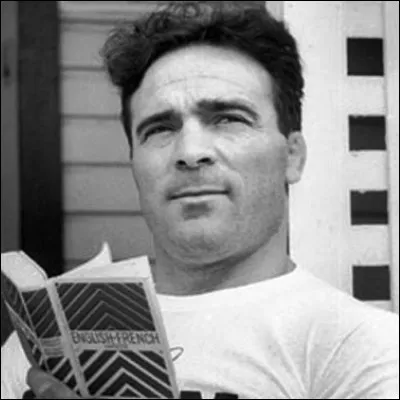 Quel &eacute;quipement Marcel Cerdan utilisait-il dans l�exercice de son sport ?