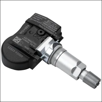 La pr&eacute;caution &agrave; prendre lors d'un remplacement de pneumatique muni d'une valve &eacute;lectronique est :