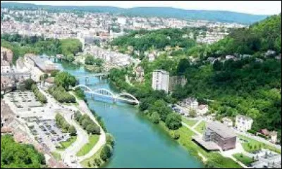 Quelle ville est la préfecture du Doubs ?