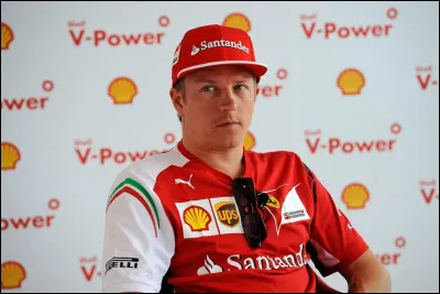 Kimi R&auml;ikk&ouml;nen fait son retour chez Ferrari aux c&ocirc;t&eacute;s de Fernando Alonso. Quel num&eacute;ro se trouve sur sa Ferrari F14 T ?