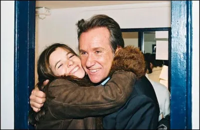 En quelle année Samantha Rénier, incarne-t-elle Marie, la fille du commissaire Moulin, pour la première fois ?