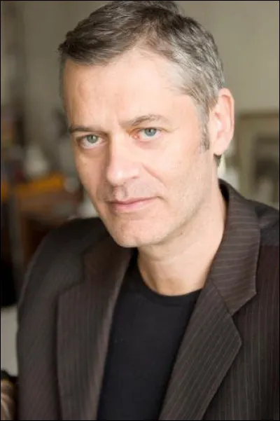 Comment s'appelle ce comédien, qui a incarné le commandant Léon Guermer, de 2000 à 2006 ?