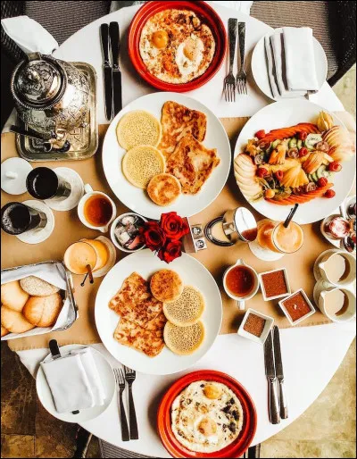 L'uf n'est pas à négliger dans un petit déjeuner. Il est riche en...