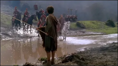 Immense général romain bousculant le protocole en franchissant le Rubicon sans l'autorisation du Sénat à son retour de Gaule. Qui est-il ?