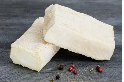 Quel est ce fromage au lait de brebis aromatis&eacute; au thym, en forme de lingot, fabriqu&eacute; en Occitanie ?