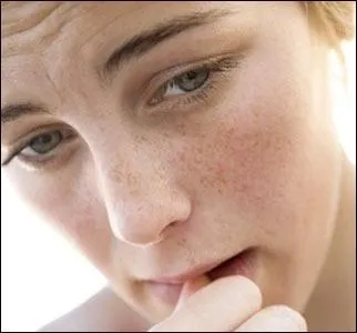 Quel est le mot qui veut dire la mme chose qu' 'ennui' ?