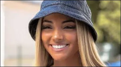 Combien dabonnés cumule-t-elle actuellement sur YouTube ?