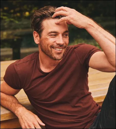 Qui est cet acteur et qui joue-t-il ?