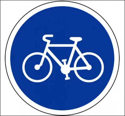 Est-ce que ce panneau indique une piste cyclable obligatoire ?