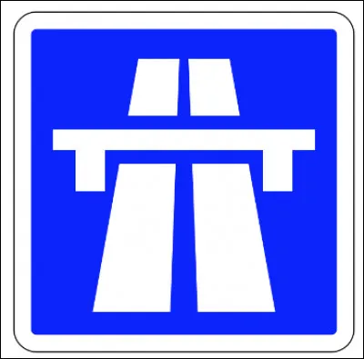 Est-ce que ce panneau indique le début d'une section d'autoroute ?