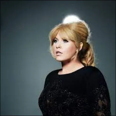 Quelle est la nationalité de la chanteuse Maite Kelly ?