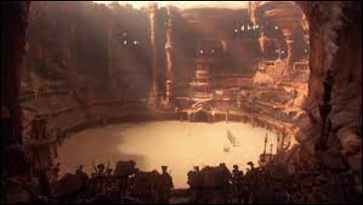 Sur quelle planète Padmé, Obi-Wan et Anakin sont-ils faits prisonniers dans une arène dans l'épisode II ?
