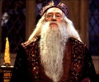 Citez les prénoms de Dumbledore dans l'ordre.