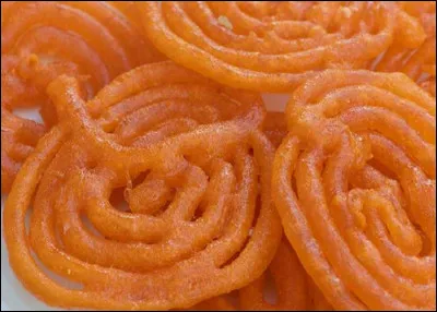 Cette pâtisserie orientale est une zlabia.