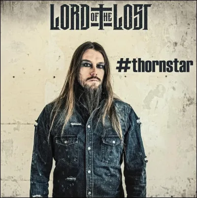 Complétez : 
"Ich griff nach seinen..."