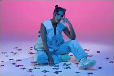 Avec quel label a-t-elle signé ?