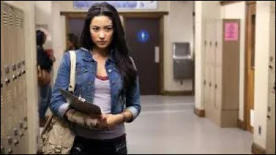 Dans quel sport Emily se spécialise-t-elle ?