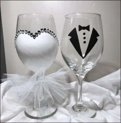 Si certains boudent le champagne, quel alcool se mariera avec le jus de tomate pour réaliser un bloody mary ?