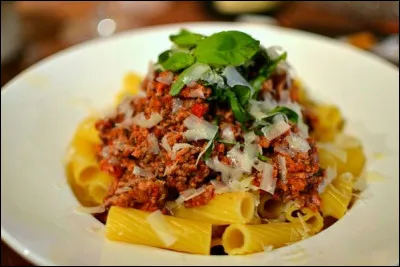 Comment s'appellent les pâtes qui ont la forme de papillons ?