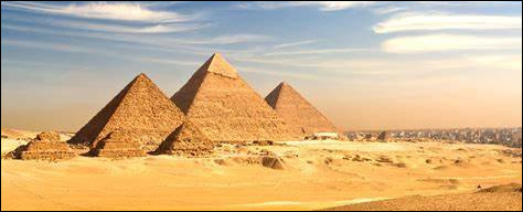 Quel élève a passé ses vacances d'été en Égypte ?