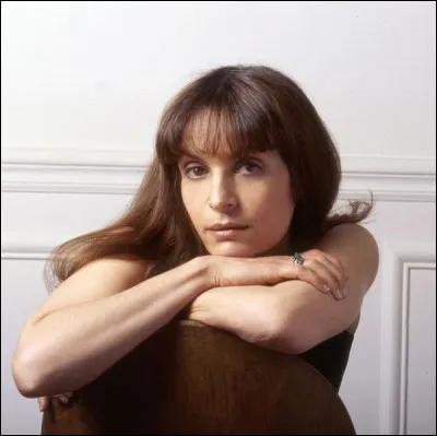 Une jeune fille qui ne nous laisse pas de bois, nom d'un (a)grume !