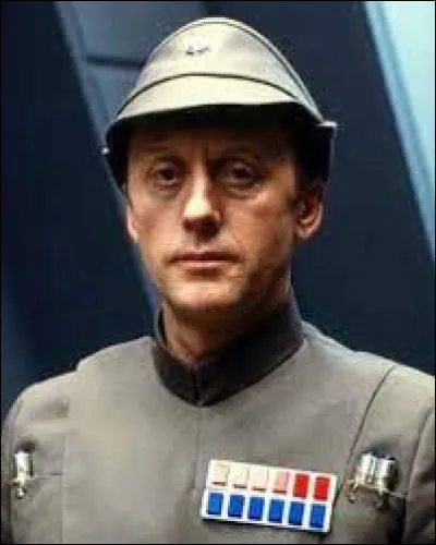 Qui est cet amiral de l'Empire ?