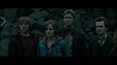 Tu es à la bataille de Poudlard, tu meurs...