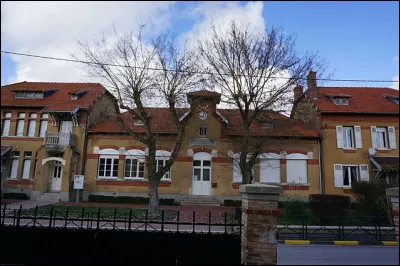 Ici, on ne fait pas "ami-ami", mais "Ami..."