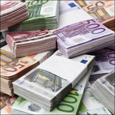 Comment sappelle la monnaie papier mise en circulation pendant la Révolution française ?