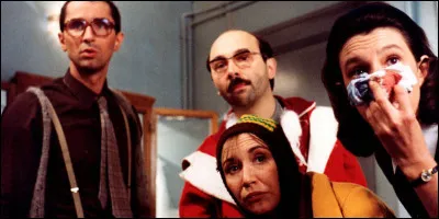 J'ai joué dans "Le Père Noël est une ordure" et dans "Scout toujours...". Quel est mon nom ?