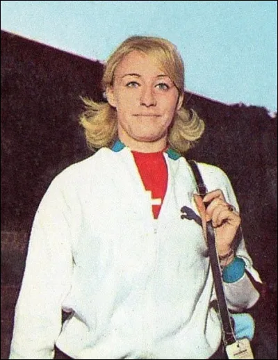 Lorsqu'on dit infractus, aréoplane, carapaçon, on fait une...