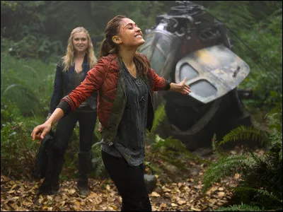 La première chose que tu fais en arrivant sur Terre...