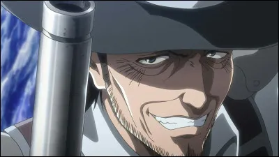 Qui découvre le cadavre de la mère de Livaï et celui-ci lorsqu'il entre dans la maison ?