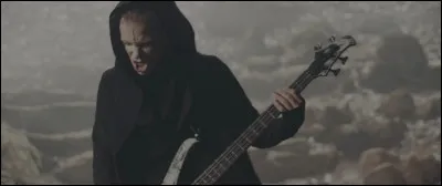 Complétez : 
"Invidious to the..."