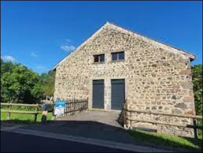 Petit village Puydômois de 72 habitants, Verrières se situe dans l'ex région ...
