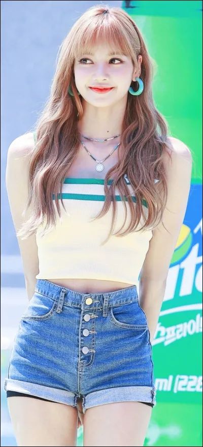 Quel âge a Lisa en ce moment même ? (7 mai 2021)