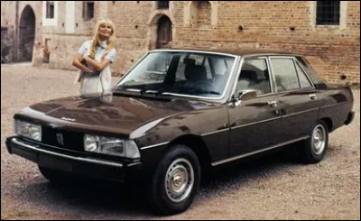 Navire amiral de la flotte Peugeot dans les années 80, quelle est cette limousine luxueuse ?