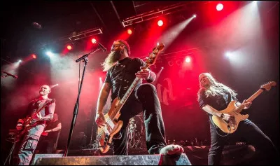 Complétez : 
"Drepið var allt sem ég..."