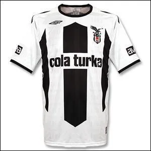 À quel club appartient ce maillot ?