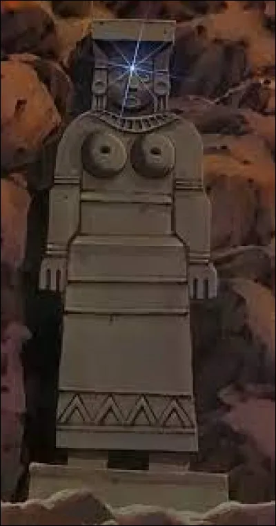 Comment s'appelle la déesse qui est devant la cité où se trouve le Grand Condor ?