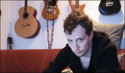 Complétez : 
"Hlýnar mér er halir..."