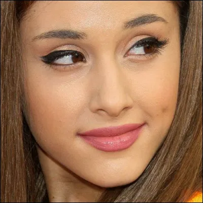 Quelles photos correspondent &agrave; son ancienne maison de New York ?